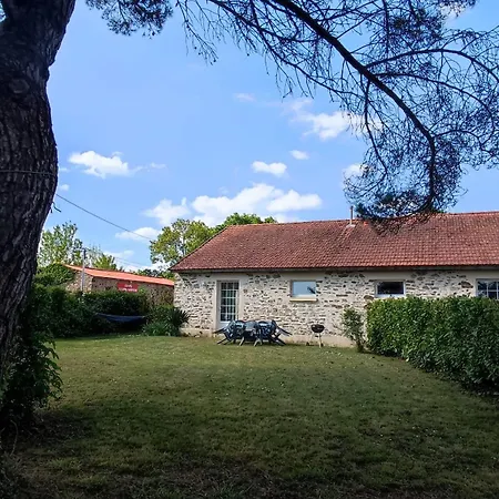 Du Petit Gué